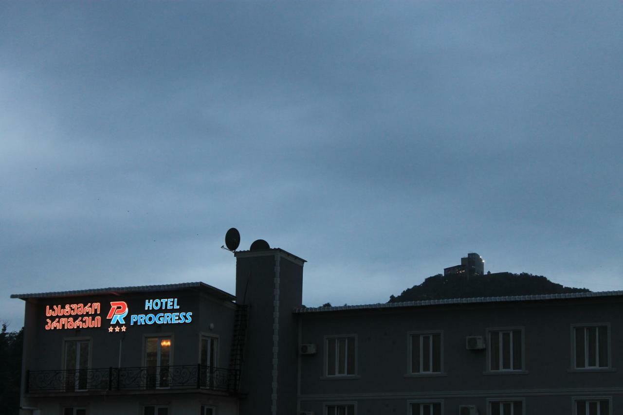 Hotel Progress Batumi Exterior foto
