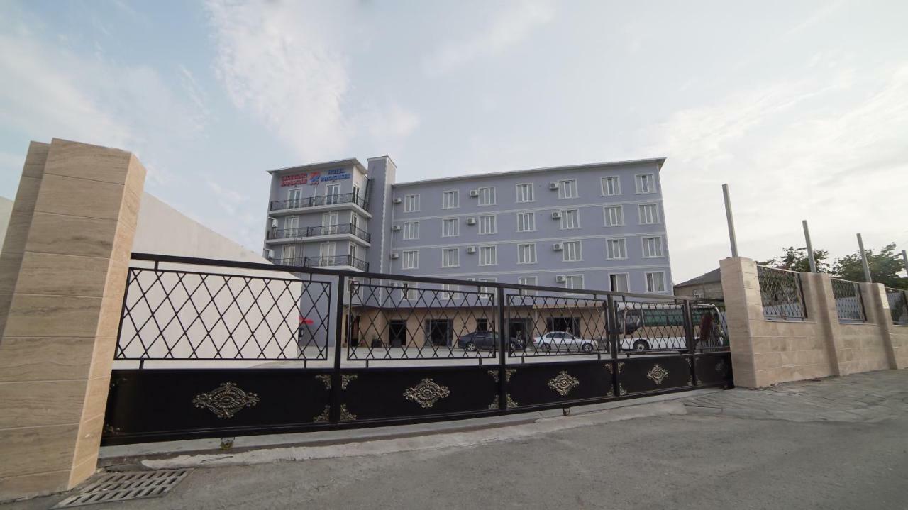 Hotel Progress Batumi Exterior foto